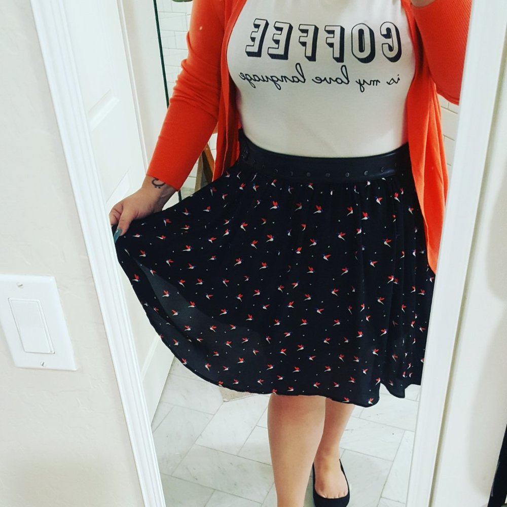 Torrid Size 2 Knee Length Skirt EUC